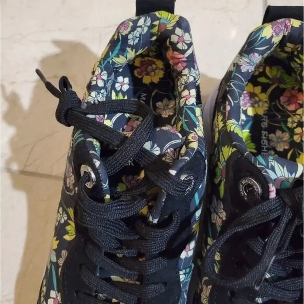 Marc Fisher Floral Print Low Top Sneakers Black Multi Color Lace Up Size 7